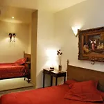 De L'aveyron Hotell