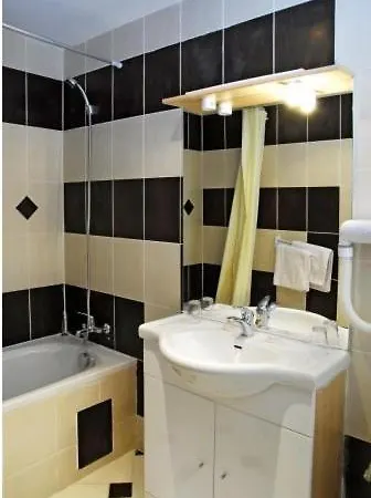 De L'aveyron Hotel *