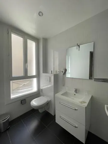 Hotel De L'aveyron Parijs