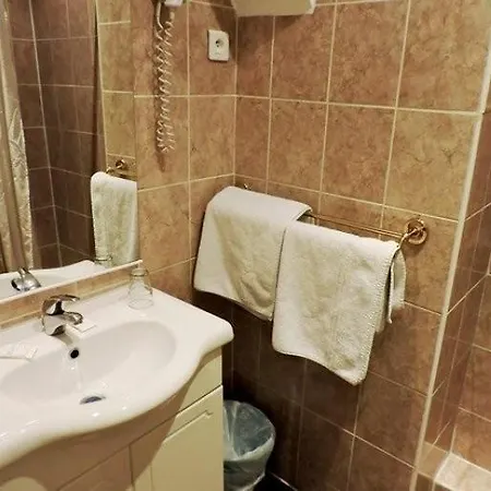 De L'aveyron Hotel *